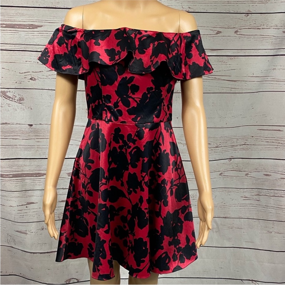 Topshop Floral Satin Off-The-Shoulder Mini Dress - Picture 2 of 11